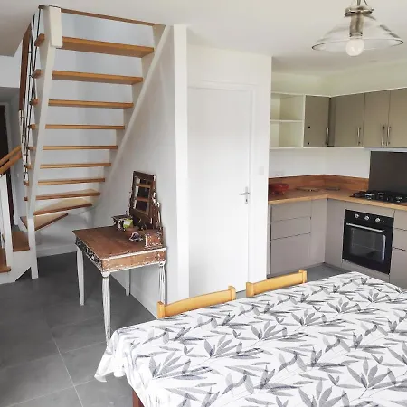 בית נופש Maison Bourg 3